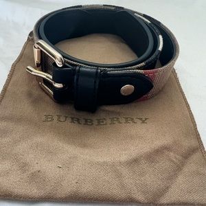 Burberry leather belt for women size 28/70